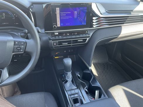 Certified 2025 Toyota Camry LE image 23