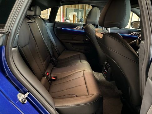 Used 2025 BMW 430i xDrive w/ M Sport Package image 21