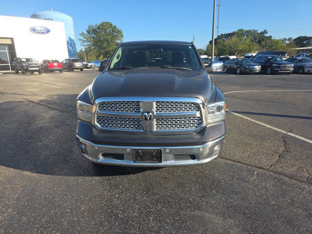 Used 2018 RAM 1500 Laramie w/ Convenience Group AWD/4WD image 8