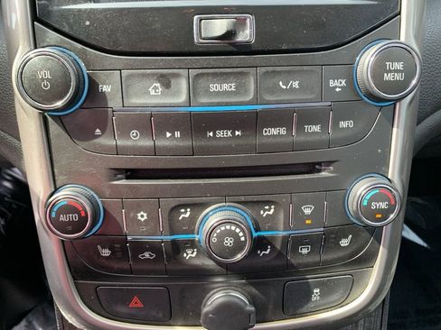 Used 2016 Chevrolet Malibu LTZ image 22