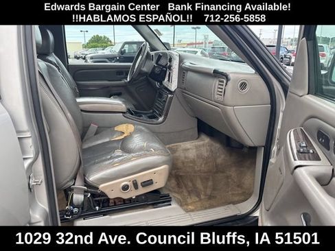Used 2005 GMC Yukon XL Denali AWD/4WD image 9