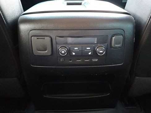 Used 2019 Chevrolet Tahoe LT image 18