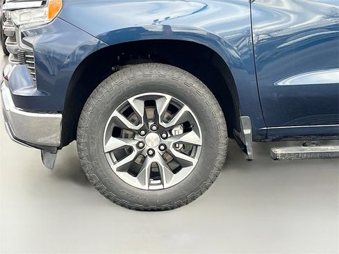 Used 2023 Chevrolet Silverado 1500 LT image 27