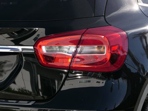 Used 2020 Mercedes-Benz GLA 250 image 6