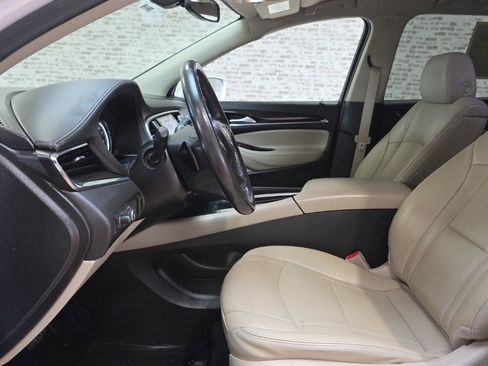 Used 2020 Buick Enclave Essence w/ Sport Touring Edition image 23