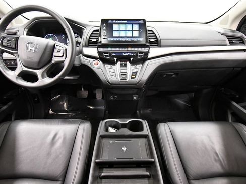 Certified 2025 Honda Odyssey EX-L image 3