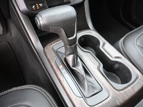 Used 2021 GMC Canyon Denali image 23