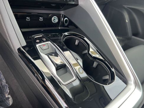 Certified 2025 Audi Q5 Premium Plus w/ Premium Plus AWD/4WD image 31