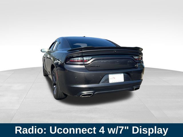 Used 2020 Dodge Charger SXT RWD image 3