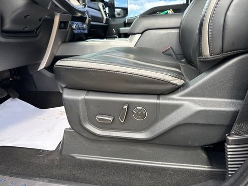 Used 2019 Ford F350 Platinum w/ Platinum Ultimate Package AWD/4WD image 30