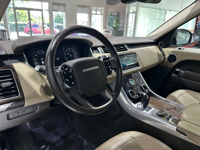 Used 2018 Land Rover Range Rover Sport HSE AWD/4WD image 3