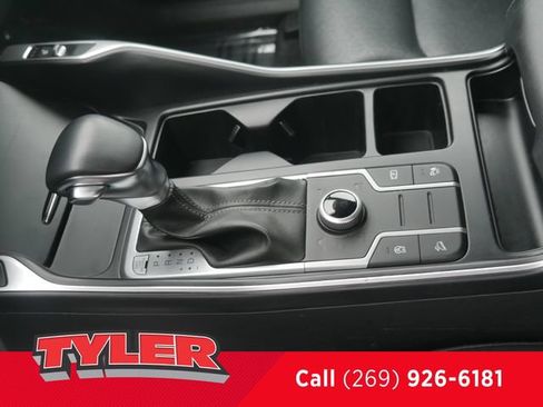 Used 2021 Kia Sorento S w/ Panoramic Sunroof Package AWD/4WD image 43