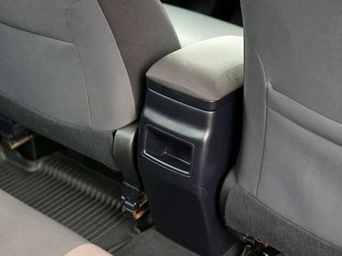 Used 2019 Toyota Corolla LE image 32