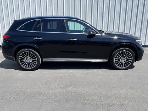 Used 2026 Mercedes-Benz GLC 300 image 7