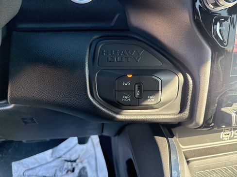 New 2025 RAM 2500 Big Horn AWD/4WD image 16