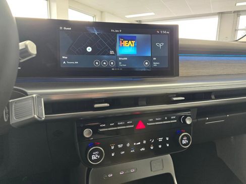 New 2026 Hyundai Ioniq 9 SEL image 24