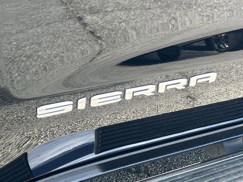 Used 2023 GMC Sierra 1500 SLT w/ SLT Premium Plus Package image 35