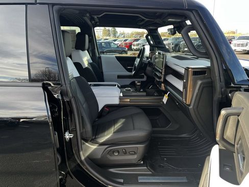 New 2025 GMC Hummer EV 3X w/ Extreme Off-Road Package image 37