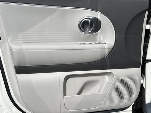 New 2026 Hyundai Ioniq 9 SE AWD/4WD image 12