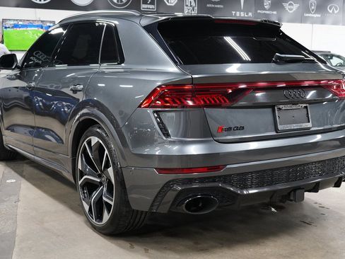 Used 2021 Audi RS Q8 w/ Carbon Optic Package AWD/4WD image 3