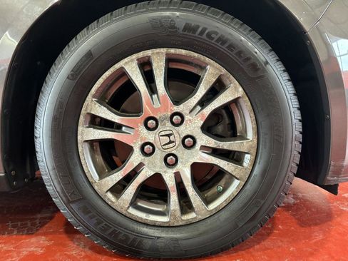 Used 2013 Honda Odyssey EX image 36