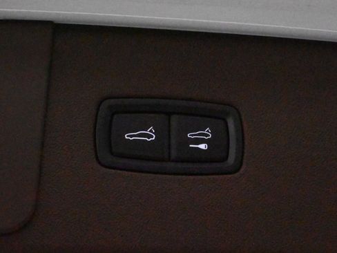 Used 2022 Porsche Cayenne GTS image 45