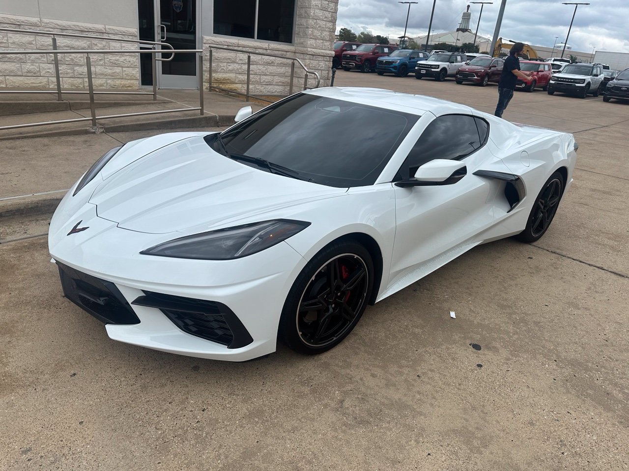 Used 2024 Chevrolet Corvette Stingray Coupe w/ 1LT RWD image 8