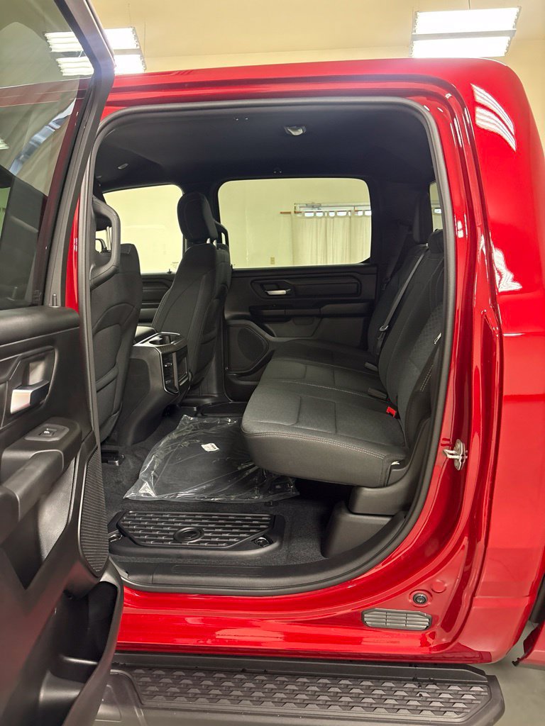 New 2027 RAM 1500 Express AWD/4WD image 20