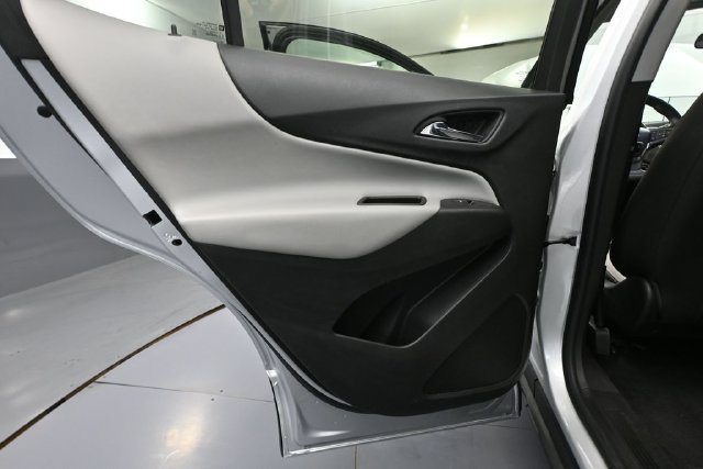Used 2020 Chevrolet Equinox LS w/ LS Convenience Package AWD/4WD image 27