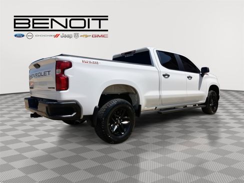 Used 2022 Chevrolet Silverado 1500 Custom Trail Boss w/ LPO, Dark Essentials Package AWD/4WD image 5