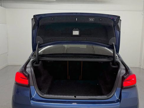 Used 2022 BMW 530i w/ M Sport Package image 32