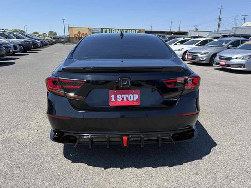 Used 2018 Honda Accord LX image 3