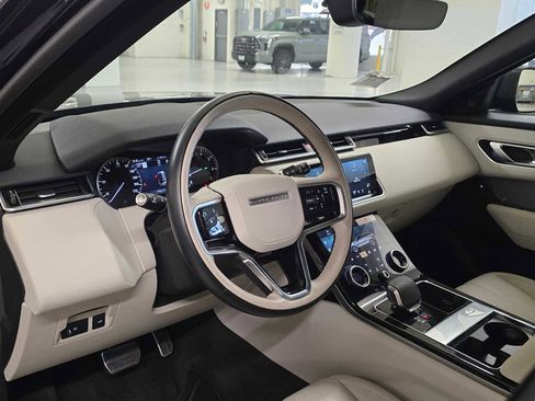 Certified 2023 Land Rover Range Rover Velar R-Dynamic S image 25