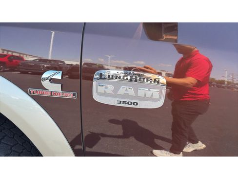 Used 2015 RAM 3500 Laramie Longhorn AWD/4WD image 10