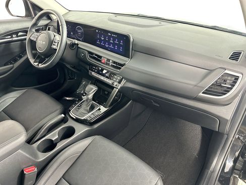 Used 2025 Kia Seltos EX image 28