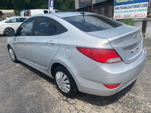 Used 2015 Hyundai Accent GLS FWD image 7