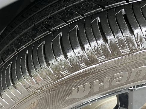 Certified 2025 Honda HR-V Sport image 12