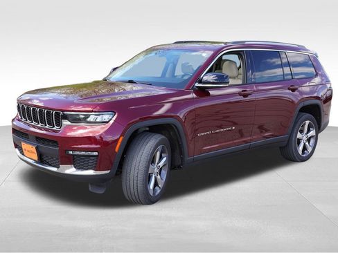 Certified 2022 Jeep Grand Cherokee L Limited AWD/4WD image 11