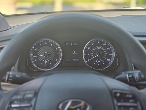 Used 2020 Hyundai Elantra SEL image 25