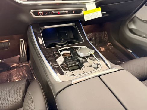 New 2026 BMW X5 xDrive50e w/ M Sport Package image 13