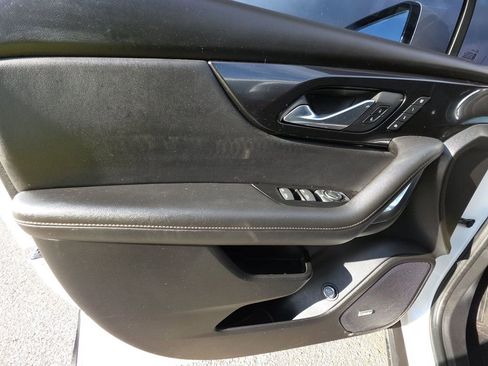 Used 2022 Chevrolet Blazer Premier w/ Enhanced Convenience Package image 8