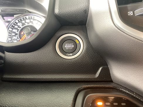 Used 2023 RAM 1500 Big Horn AWD/4WD image 26