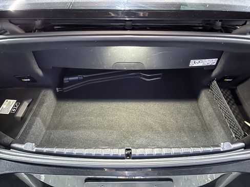 Used 2022 BMW 840i Convertible w/ Driving Assistance Package image 9