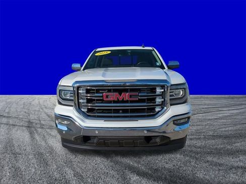 Used 2018 GMC Sierra 1500 SLT w/ Enhanced Driver Alert Package RWD image 9