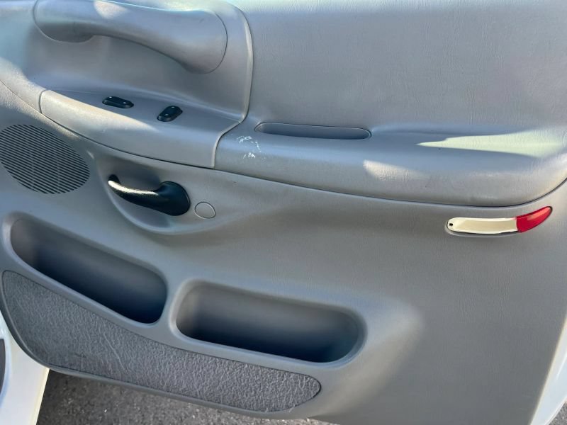 Used 1998 Ford F150 4x4 SuperCab image 9