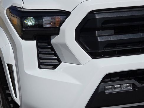New 2025 Toyota Tacoma SR5 image 23