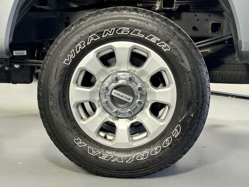 Used 2024 Ford F250 XLT image 33