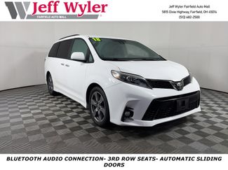 Used 2018 Toyota Sienna SE video 1