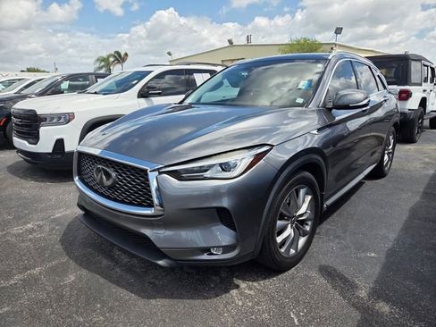 Used 2020 INFINITI QX50 Luxe w/ Navigation Package image 3