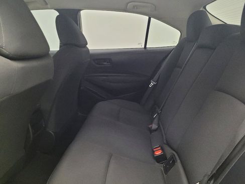 Used 2022 Toyota Corolla LE FWD image 18